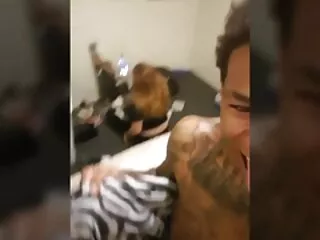 Al chico se le presentó una esclava sexual en una videos xxx en peliculas jaula