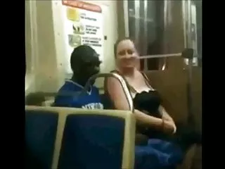 Taxista londinense se peliculas incesto completas folla a mujer extranjera