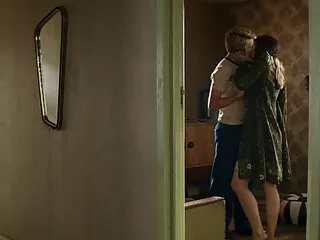 La bella peliculas porno de los 80 en español mecánica Marina Visconti folla con un hombre
